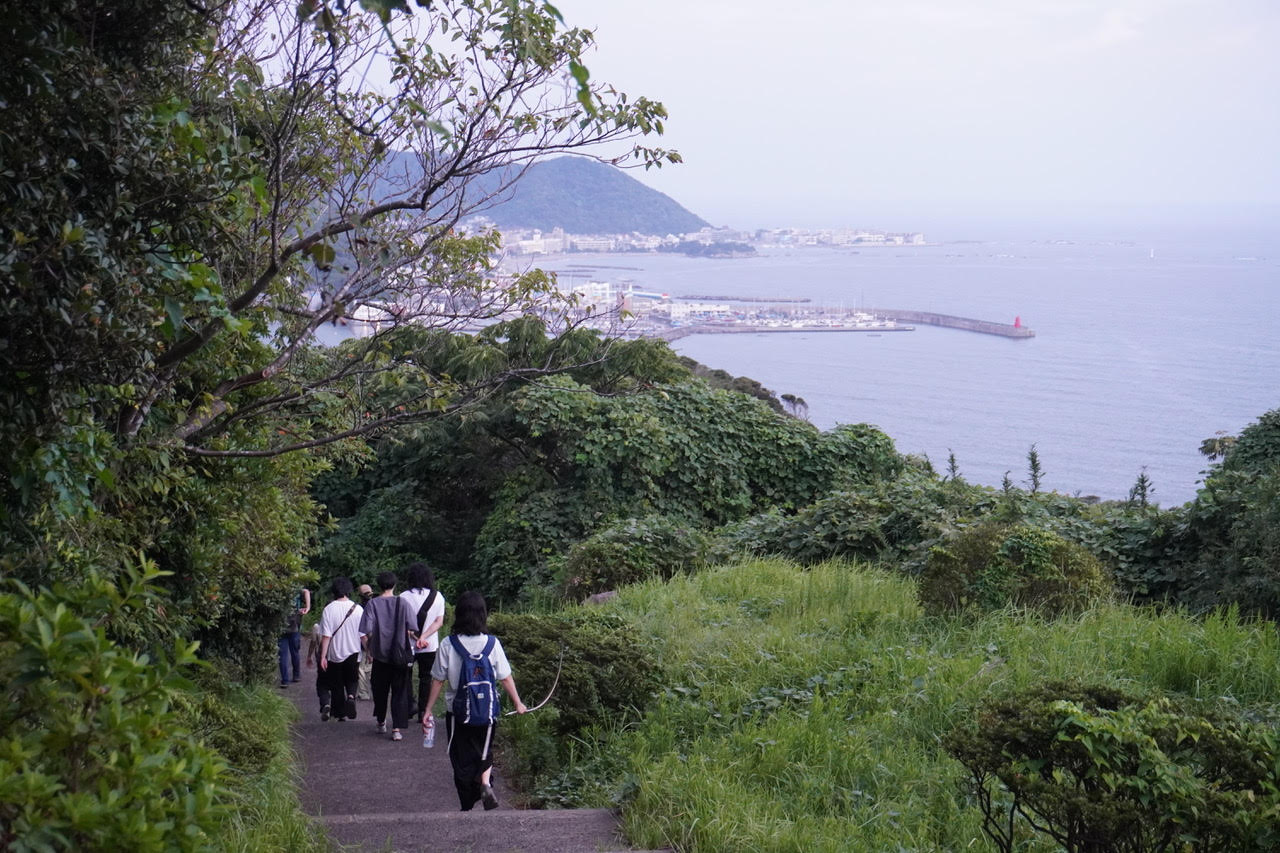 故郷の制作術、逗子の様子